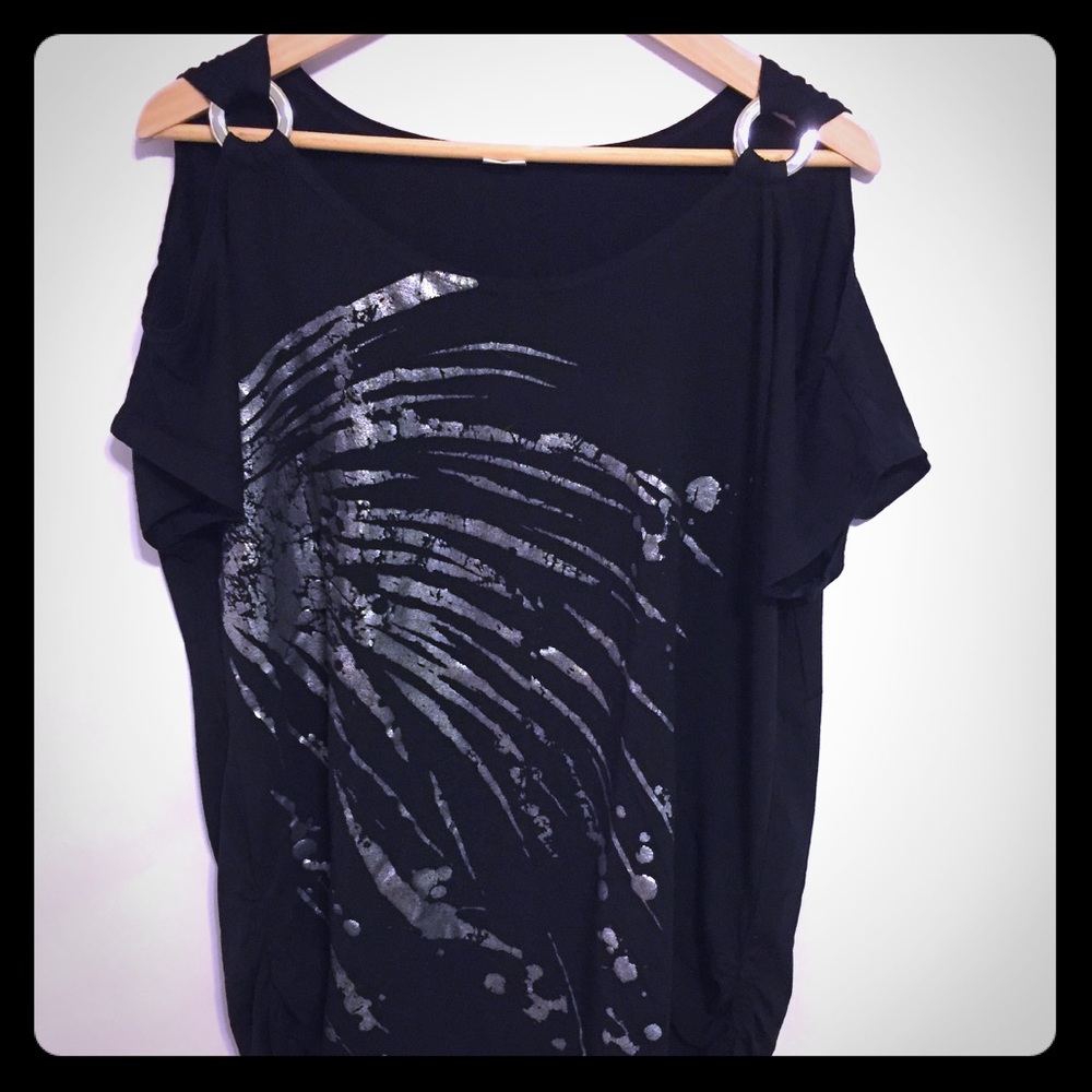 Cold shoulder Cat Scratch shirt